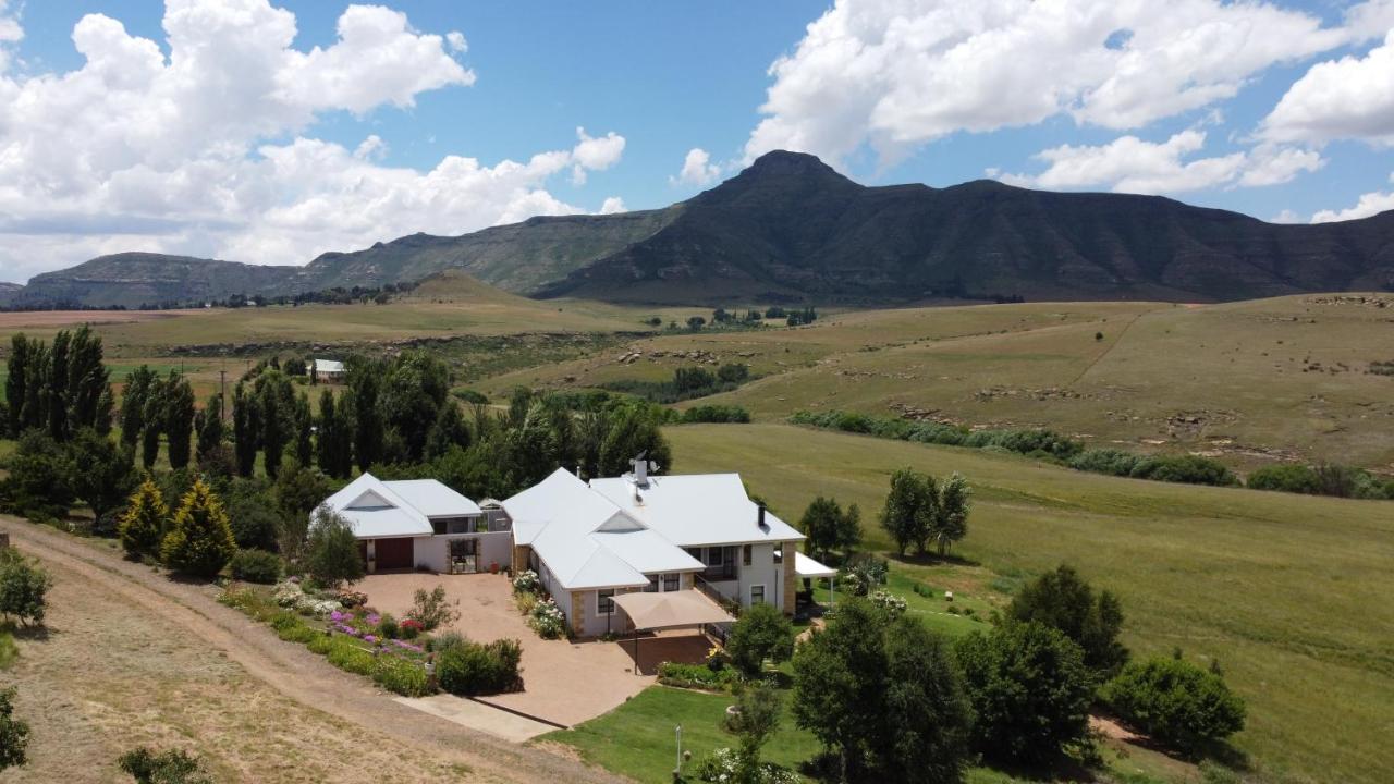 Jovali Clarens Hotel Buitenkant foto